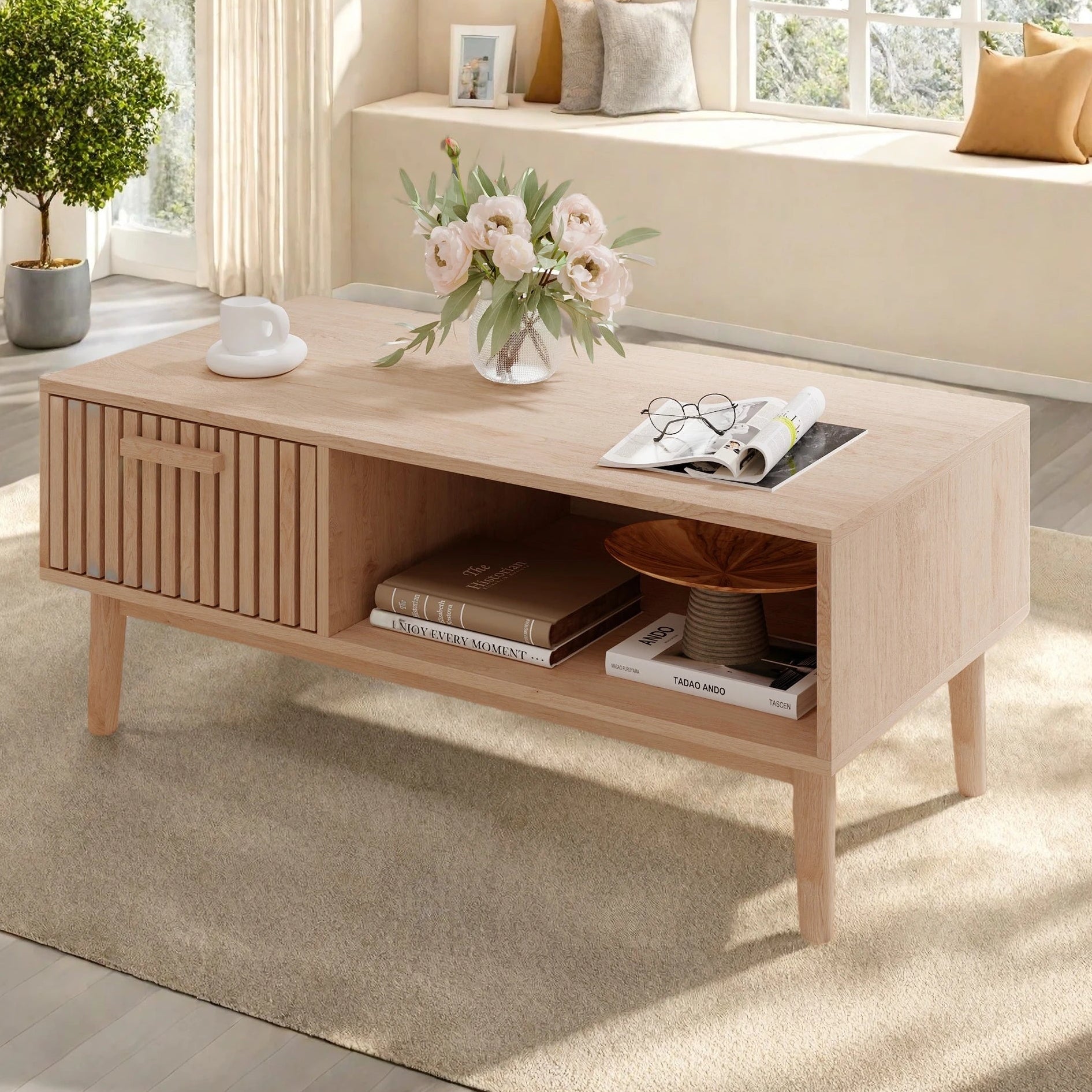 Couchtisch aus Massivholz – Natürlicher, niedriger Beistelltisch für das Wohnzimmer
