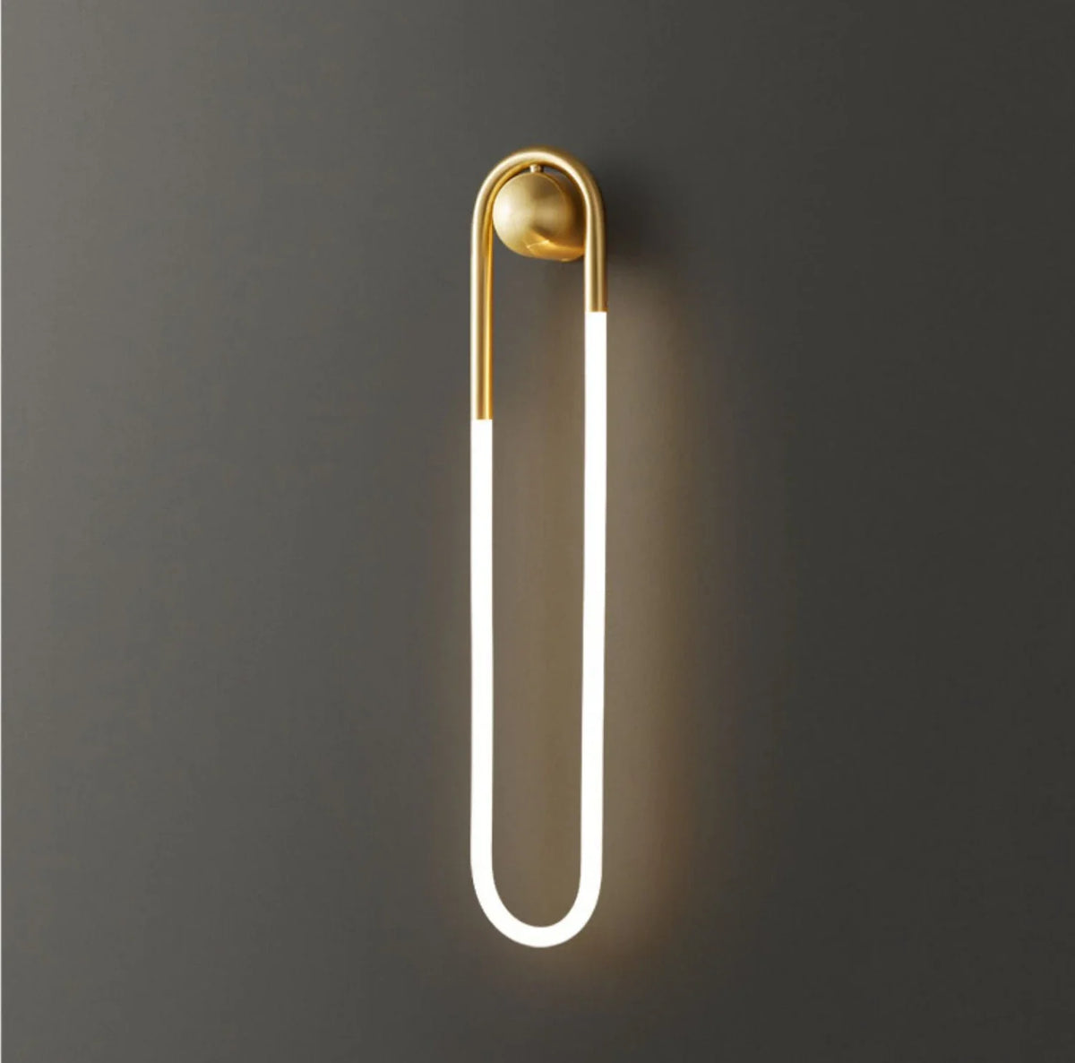 U-vormige led-wandlamp – Art-decodesign | Koper of zwart