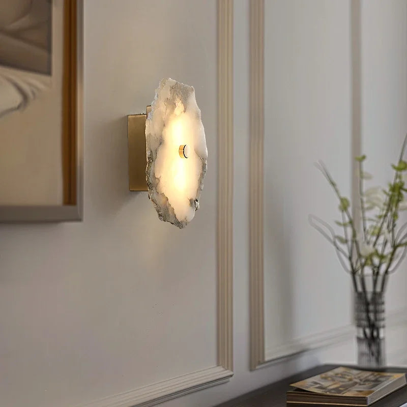 LED-Wandleuchte aus Marmor & Kupfer