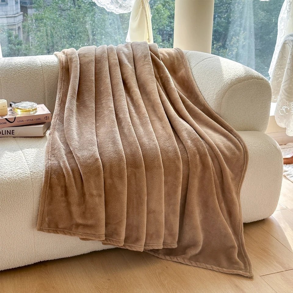Cozy Flannel Blanket 152x127cm - Act Design Shop