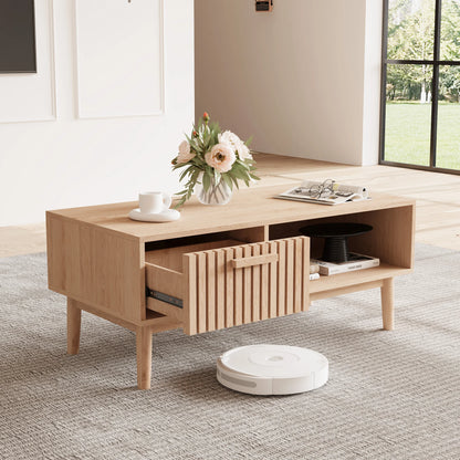 Couchtisch aus Massivholz – Natürlicher, niedriger Beistelltisch für das Wohnzimmer