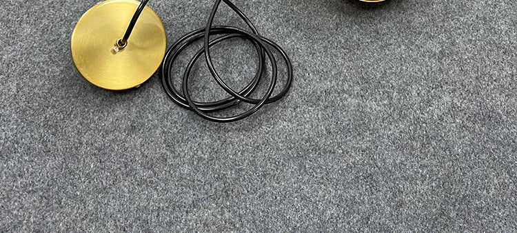 Moderne Glas-Pendelleuchte – Bernsteinfarbener Designer-Kronleuchter für Esszimmer und Küche