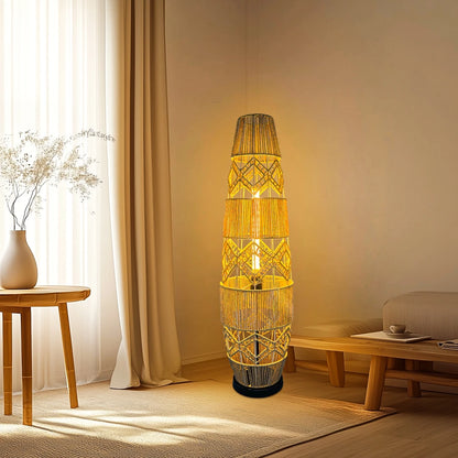 Boho-Stehlampe aus handgeflochtenem Rattan mit LED-Lichtleiste – Eckleselampe