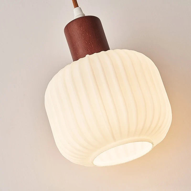Melkglazen LED Hanglamp met Houten Pendel