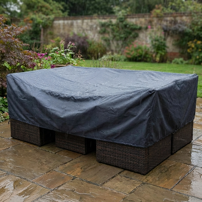Maßgefertigte Gartenmöbelhülle