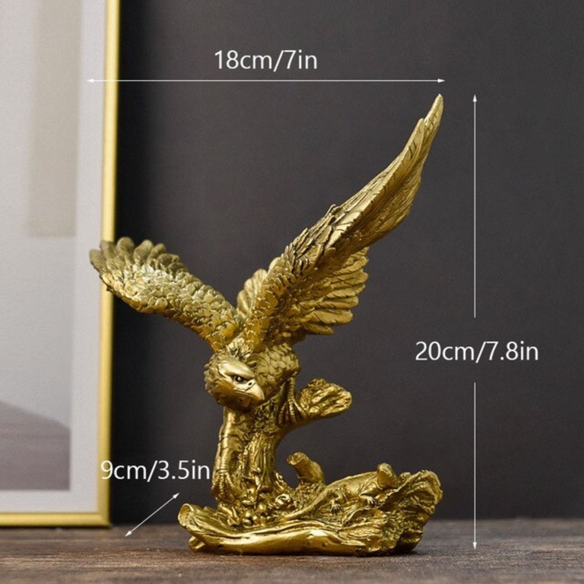 Golden Eagle | Amerikaanse Hars Standbeeld | Falcon Art Animal Model Collection Ornament Home Office Desktop Feng Shui Decor Beeldjes - Act Design Shop