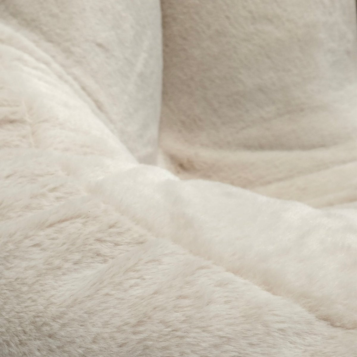 Wagner - Big XXL Beanbag Fluffy Fur - Act Design Shop