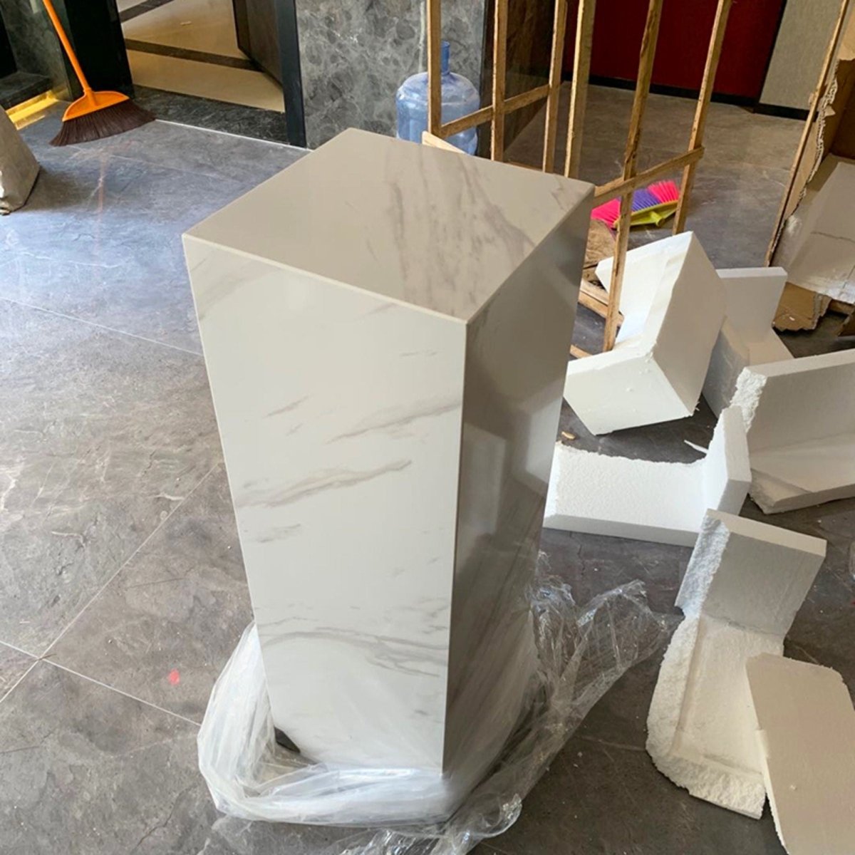 White marble pedestal ornaments Floor - to - floor stone pillar pedestal - Act Design Shop